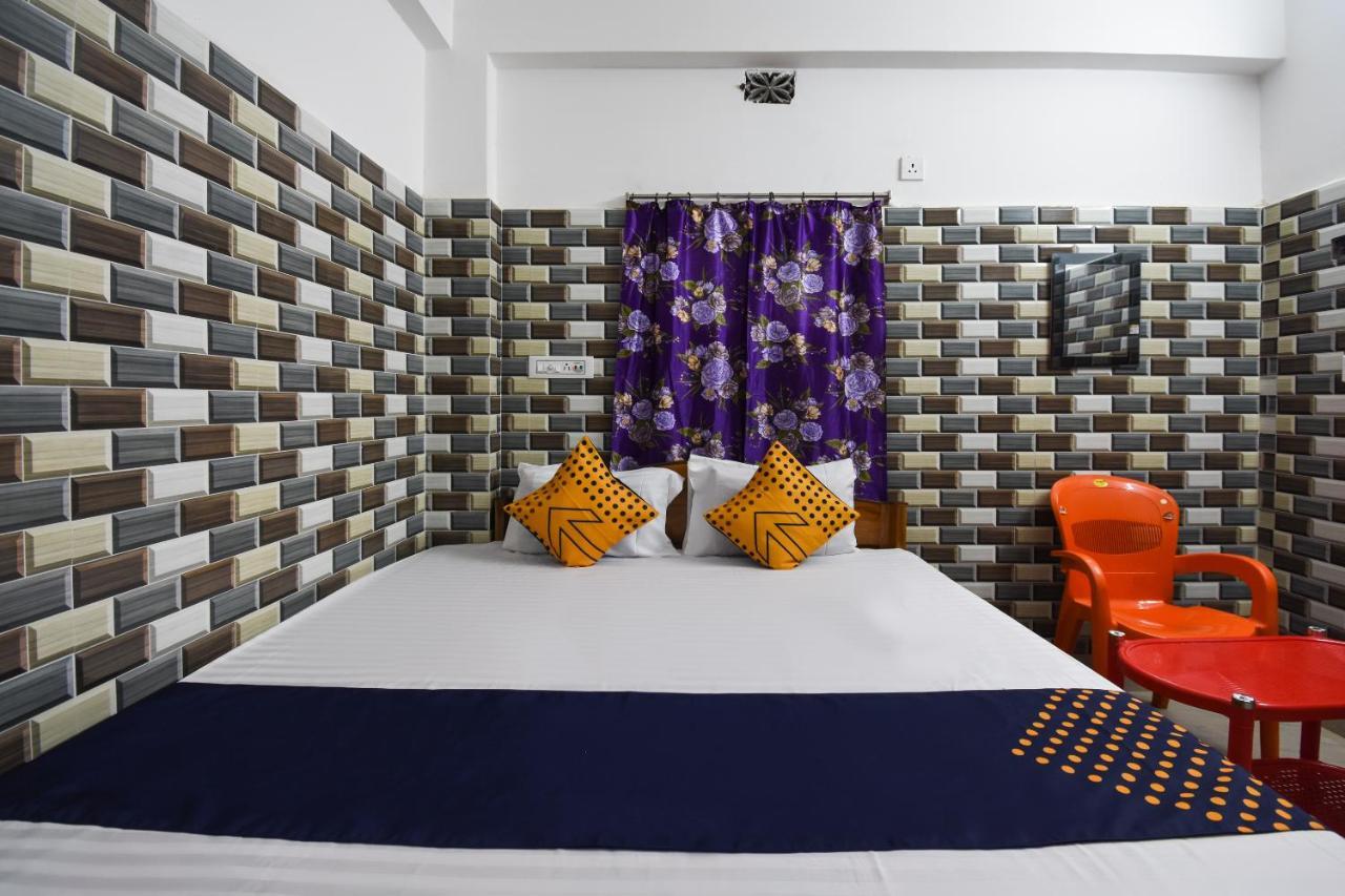 Oyo 73902 Vyttila Residency Hotel Kochi Luaran gambar