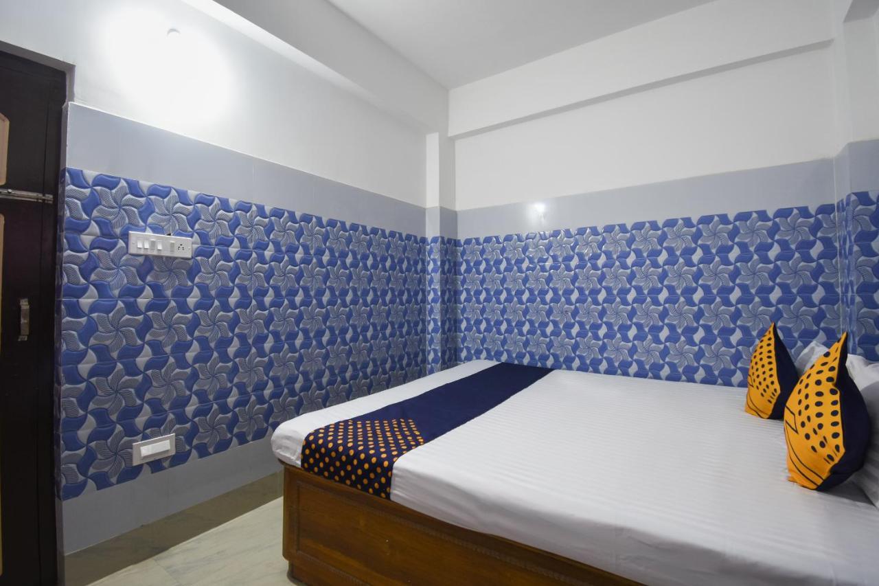 Oyo 73902 Vyttila Residency Hotel Kochi Luaran gambar