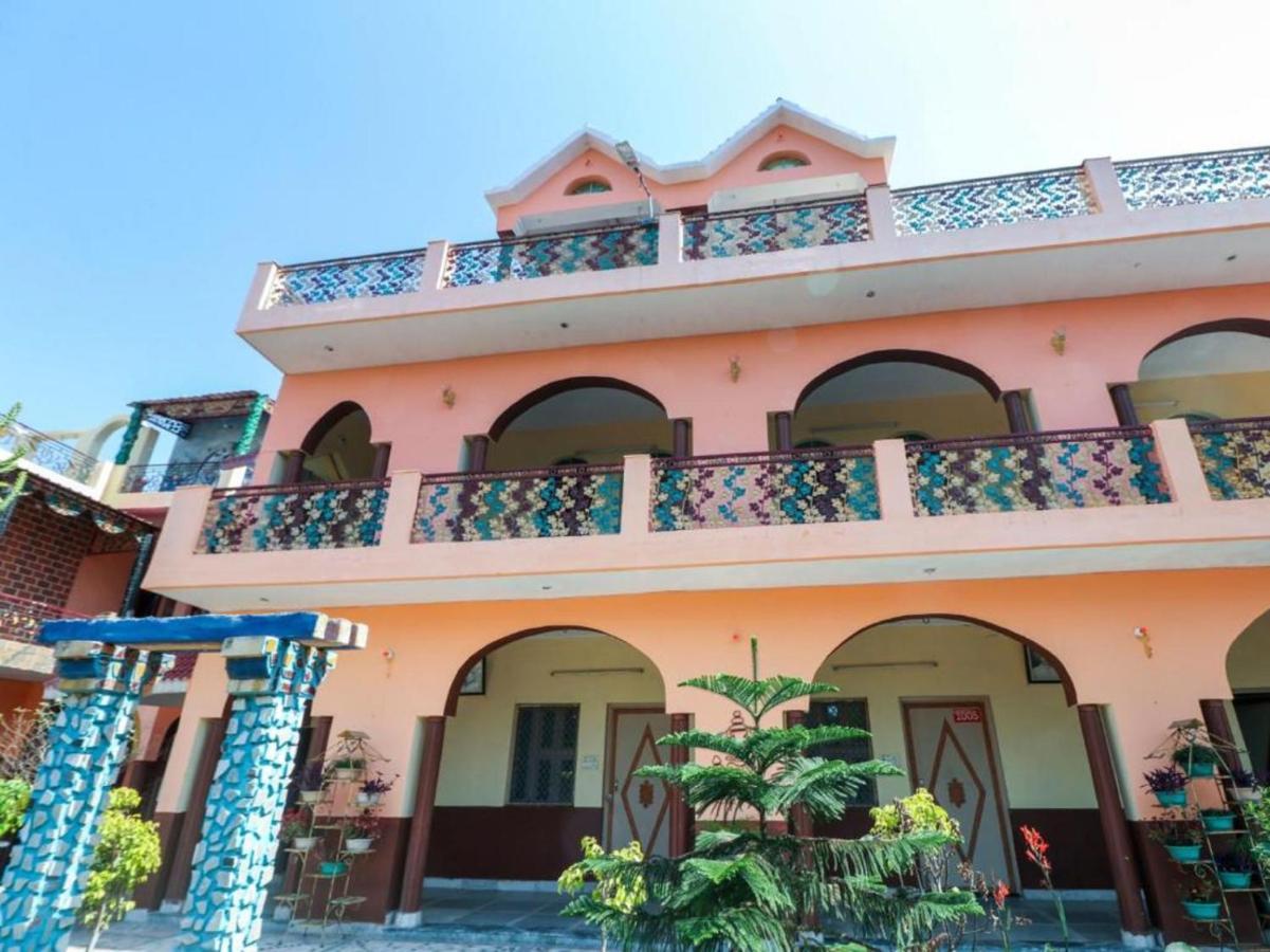 Oyo 73902 Vyttila Residency Hotel Kochi Luaran gambar