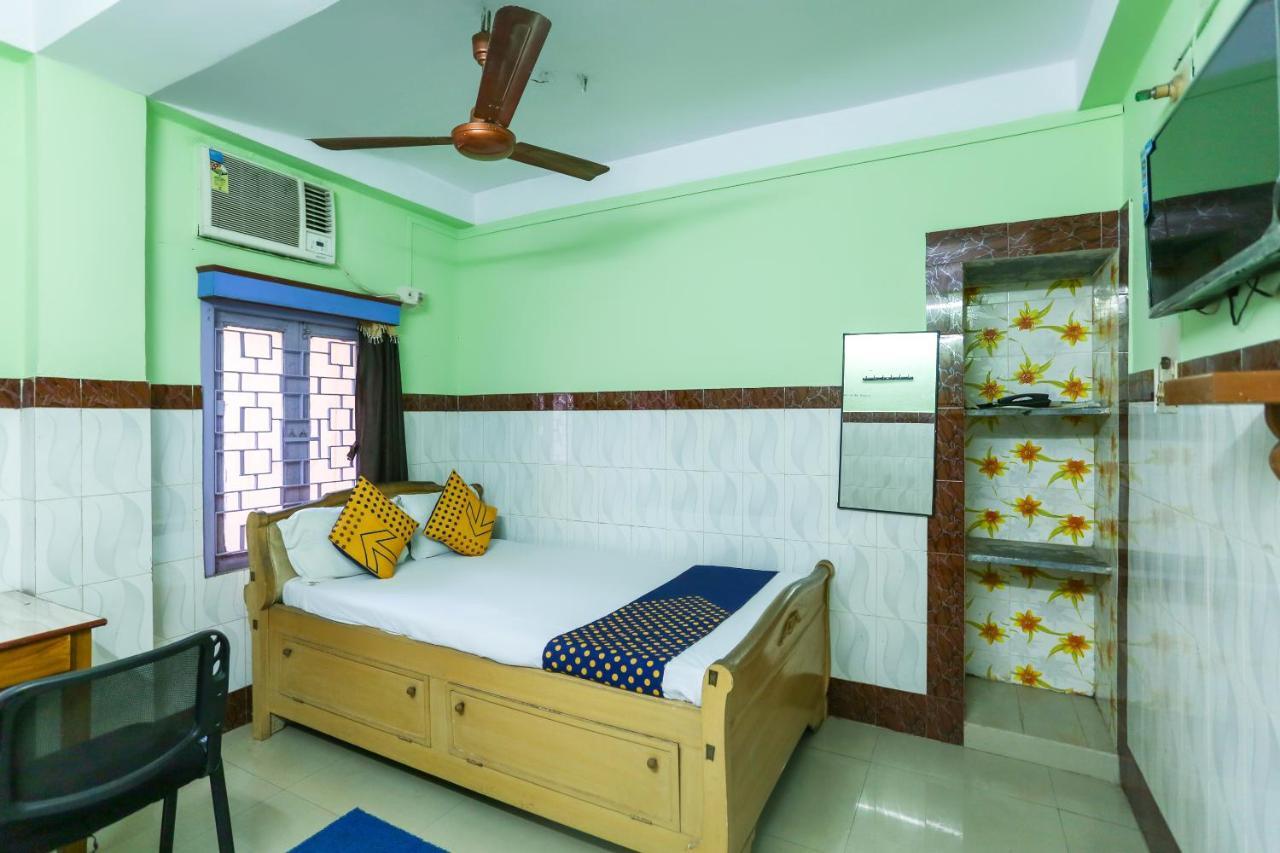 Oyo 73902 Vyttila Residency Hotel Kochi Luaran gambar