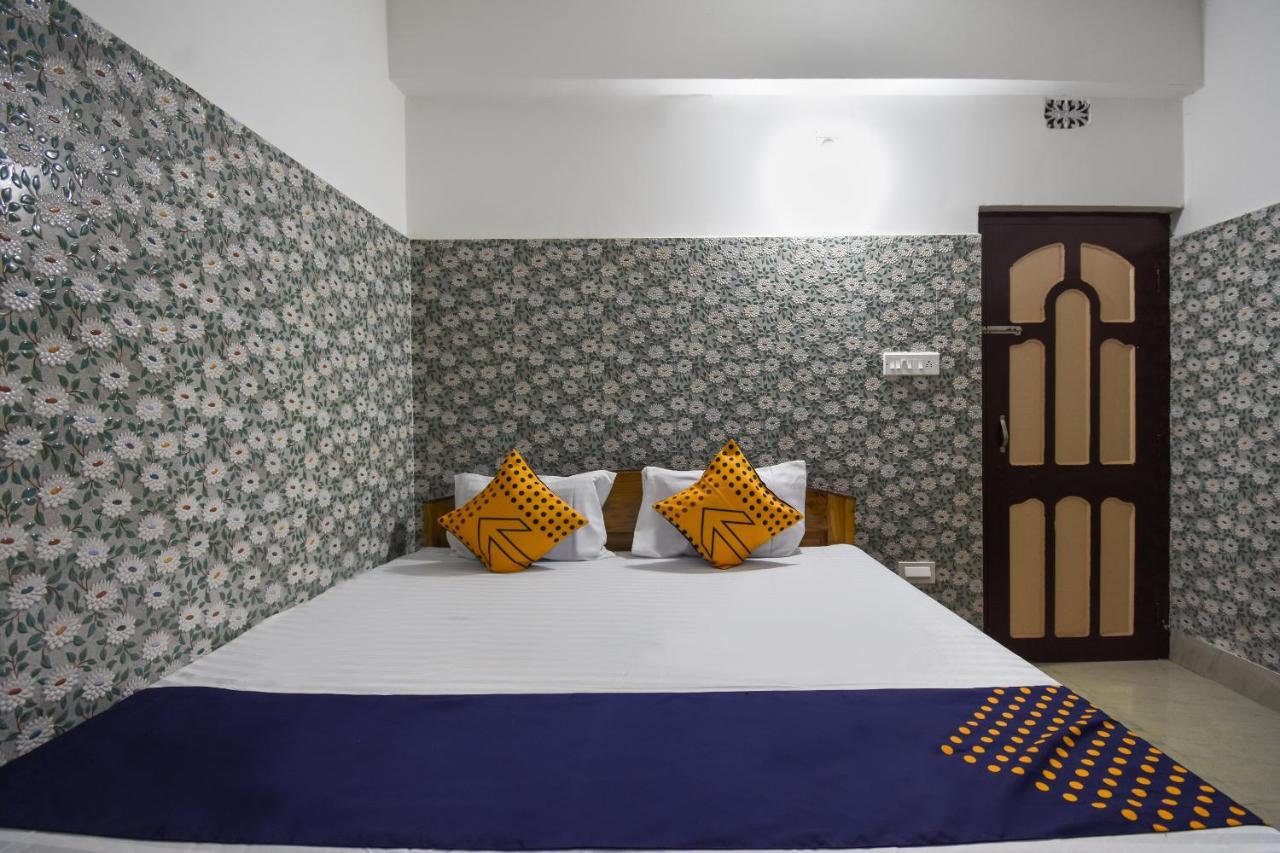 Oyo 73902 Vyttila Residency Hotel Kochi Luaran gambar